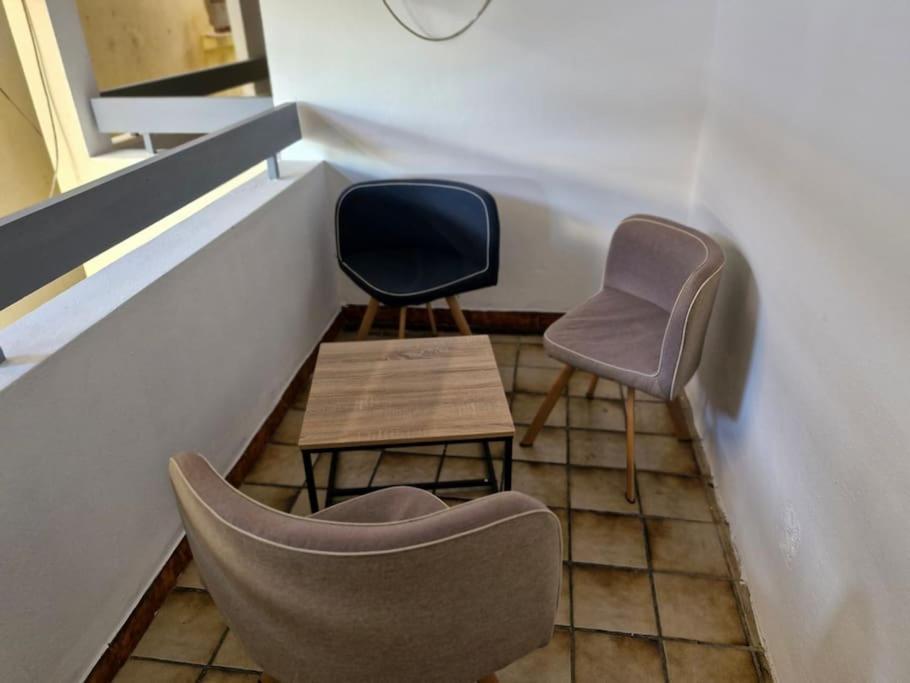 Cayenne Centre Paye Eco Confort Экстерьер фото